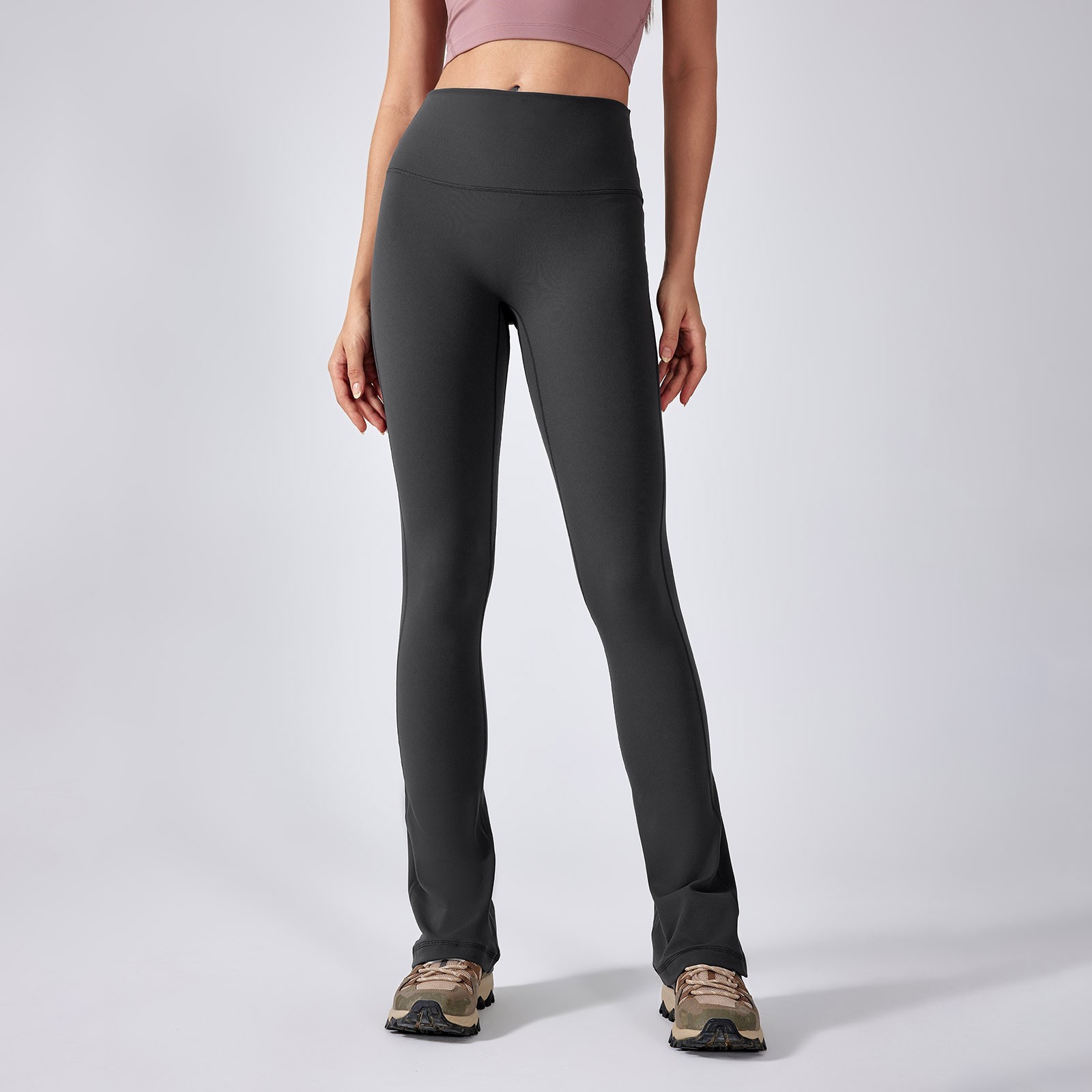 thumbnail image 4 of Pantalones deportivos de yoga: leggings acampanados de cintura alta, nailon y spandex, ropa deportiva elegante, cómodos y elásticos., 4 of 8